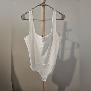 Express White Body Contour Bodysuit, L